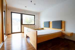 Modernisiertes Zweifamilienhaus mit Pool und großzügigem Garten in Gaildorf – Schwäbisch Hall (Kreis) – Vorschaubild 9
