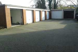 !Provisionsfrei! Komplettes teilsaniertes Mehrfamilienhaus mit 6 Wohneinheiten und 7 Garagen  – Forstwaldstraße 148, 47804 Krefeld – Vorschaubild 4