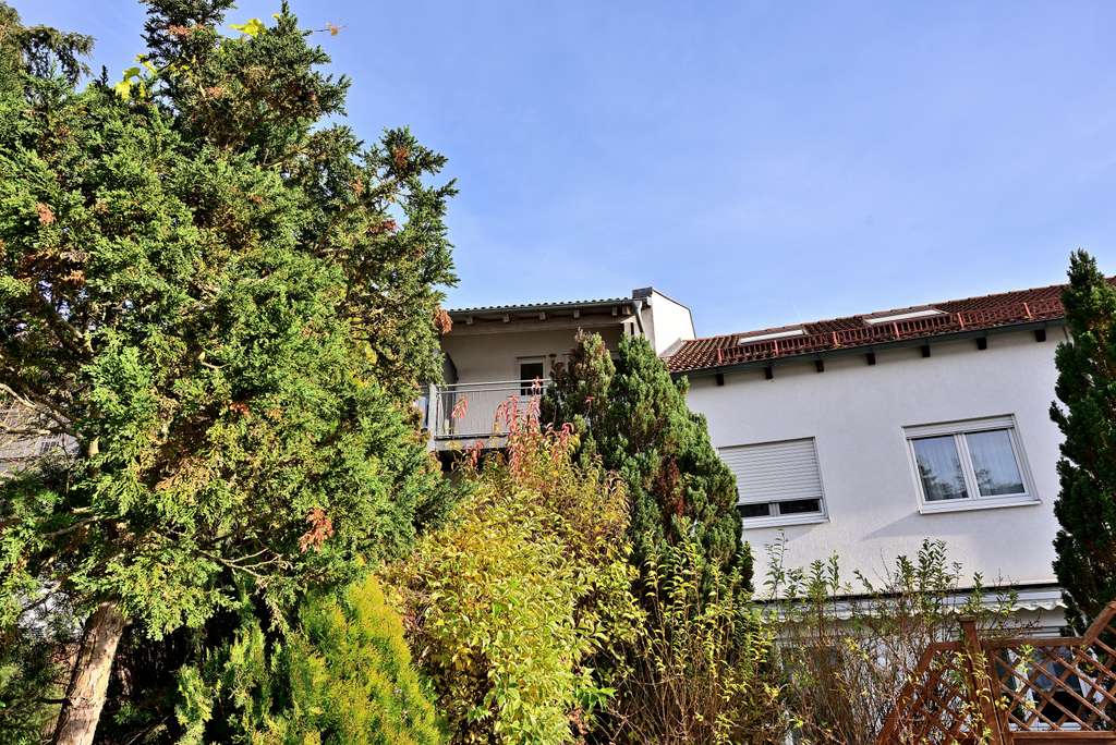 Immobilie in Rednitzhembach - 1 Zimmer Wohnung, Balkon, geräumigen Bad und Stellplatz - Bild 0