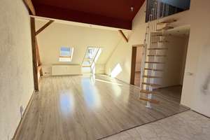 sonnendurchflutete Dachgeschosswohnung