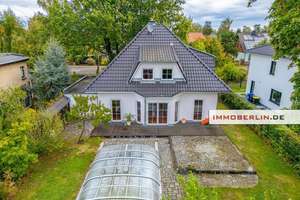 IMMOBERLIN.DE - Traumhaftes Haus mit herrlichem Südgarten in wunderbarer Lage – Die vollständige Adresse der Immobilie erhältst du vom Anbieter., 13125 Karow, Berlin – Vorschaubild 4