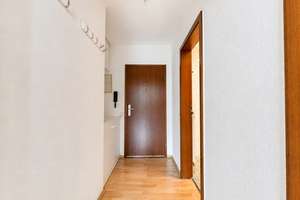 Lichtenbroich: helle 1-Zimmerwohnung mit Balkon & Tiefgaragenstellplatz in ruigher Lage – 40472 Unterrath, Düsseldorf – Vorschaubild 12