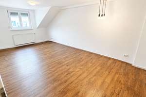 Reizvolle Dachgeschoß-Wohnung im Altbau mit Parkplatz!!! - WI-City - provisionsfrei - – Die vollständige Adresse der Immobilie erhältst du vom Anbieter., 65183 Westend / Bleichstraße, Wiesbaden – Vorschaubild 9