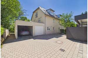 Lichtdurchflutetes Penthouse-Feeling mit Südterrasse - moderne 3-Zimmer-Wohnung mit Blick ins Grüne – Die vollständige Adresse der Immobilie erhältst du vom Anbieter., 81249 Lochhausen, München – Vorschaubild 3
