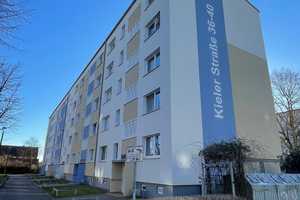 Schwerin-Lankow: Attraktive 2 Zimmer-Wohnung mit Balkon zu kaufen! – Schwerin – Vorschaubild 1