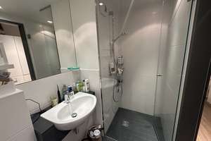 Untermiete bis 30.09.2026: Helles Wohnheimzimmer in Altstadtlage – Habsburgerstraße 132, 79104 Neuburg, Freiburg im Breisgau – Vorschaubild 6