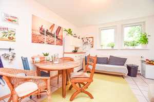 Charmantes Ganghaus in idyllischer Lage - Wohnen in einzigartiger Atmosphäre auf der Altstadtinsel! – Lübeck – Vorschaubild 2