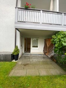Provisionsfrei, Exklusive Erdgeschosswohnung mit Terrasse, Garten, Hobby-raum & Garage in Weilheim