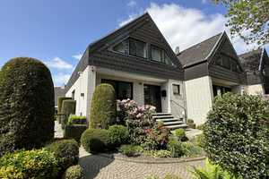 Modernes, vollst. renoviertes 4-Zimmer-Reihenendhaus mit lux. Innenausstattung, EBK und Carport – Gartenstraße 1d, 21614 Stade (Kreis) – Vorschaubild 2