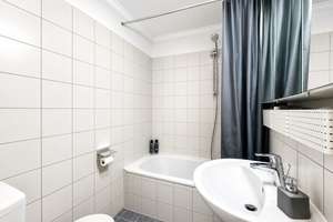 EXKLUSIVE MAISONETTE-WOHNUNG MIT DACHTERRASSE UND SPEKTAKULÄREM BURGBLICK AM STADTPLATZ VON BURGHAUS – Stadtplatz 49, 84489 Burghausen – Vorschaubild 11