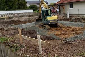 Neubau EFH mit genehmigtem Bauplan – sofort bebaubar in Parkstetten – Bayerwaldstraße 1b, 94365 Parkstetten – Vorschaubild 3