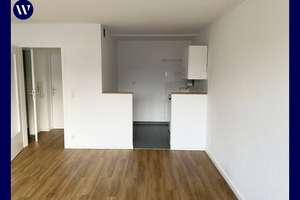 Jetzt einziehen! 1-Zimmer-Apartment + Pantry-Küche + Aufzug + Duschbad + zentrale Lage