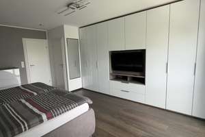 Modernes Wohnen: Möblierte Doppelhaushälfte mit Garten & Garage in Düsseldorf-Urdenbach – 40595 Urdenbach, Düsseldorf – Vorschaubild 28