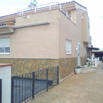Chalet zum Verkauf in Alfara de la Baronia, 4 Schlafzimmer.