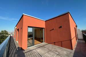 Ein Logenplatz an der Spree – exklusives Penthouse mit umlaufender Sonnenterrasse