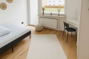 Kernsanierte, voll möblierte 4-Zimmer-WG mit Balkon | Erstbezug | Radolfzeller Str. 26, M-Aubing – Die vollständige Adresse der Immobilie erhältst du vom Anbieter., 81243 Aubing-Süd, München – Vorschaubild 1