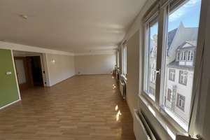 Helle Altbau-Wohnung in Bestlage: Großzügige 3,5 Zimmer mit zwei Loggien in der Koblenzer Altstadt – Die vollständige Adresse der Immobilie erhältst du vom Anbieter., 56068 Altstadt, Koblenz – Vorschaubild 4