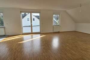 4 Zimmer Wohnung auf 2 Etagen in Solingen-Wald  – Heukämpchenstraße 45, 42719 Wald, Solingen – Vorschaubild 2