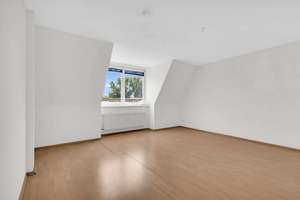 Über den Dächern von Weißensee – Dachgeschosswohnung mit Balkon und Terrasse – Die vollständige Adresse der Immobilie erhältst du vom Anbieter., 13088 Weißensee, Berlin – Vorschaubild 4