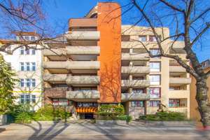 Bezugsfreie 3 Zi-Penthouse-Whg mit 2 Terrassen Aufzug u. opt. TG – Fehlerstrasse 8, 12161 Friedenau, Berlin – Vorschaubild 9
