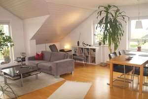 5 - Zimmer-Dachgeschosswohnung Degerschlacht – Martin-Knapp-Straße 39, 72768 Degerschlacht, Reutlingen – Vorschaubild 3