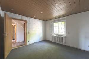 Ihre Chance auf ein Eigenprojekt – Reihenendhaus mit Entwicklungspotenzial – Die vollständige Adresse der Immobilie erhältst du vom Anbieter., 46145 Tackenberg, Oberhausen – Vorschaubild 4