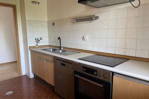 94m² - Großzügige 4-Zimmer-Wohnung mit Balkon, zwei Stellplätzen und attraktiver WG-Eignung – Hessenstraße 20, 97078 Lindleinsmühle, Würzburg – Vorschaubild 12