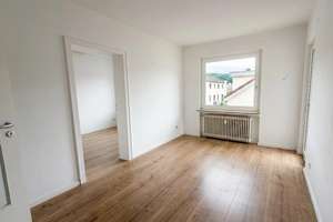 (ANFRAGEN NUR ÜBER KONTAKTFORMULAR, BITTE!) Großzügige Wohnung mit Balkon – Winzerstraße 6, 53129 Dottendorf, Bonn – Vorschaubild 4