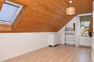 Freistehendes Einfamilienhaus in Salzgitter-Lesse mit 661 m² Grundstück, Keller & Kamin zu verkaufen – 38228 Lesse, Salzgitter – Vorschaubild 16