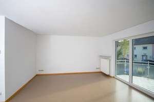 Von privat: Saarbrücken, gepflegte 3-Zimmer-Wohnung mit Südbalkon und Garage – 66115 Burbach, Saarbrücken – Vorschaubild 6