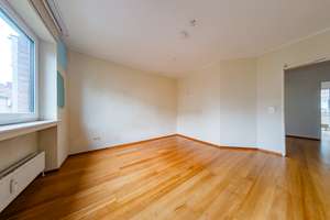 Lichtdurchflutete 4-Zimmer-Wohnung mit 2 Balkonen & TG – provisionsfrei, mit Gestaltungsspielraum – Kreitenstraße 24, 40470 Mörsenbroich, Düsseldorf – Vorschaubild 11