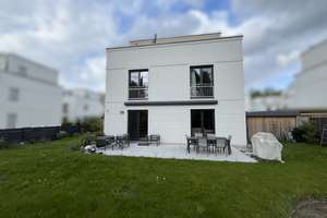 Einfamilienhaus in Berlin-Kladow - Direkt am Golfplatz mit Traumblick ins Grüne & nah zum Badesee