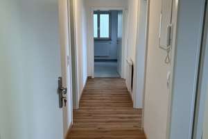 Erstbezug nach Sanierung: stilvolle 3-Zimmer-Wohnung mit gehobener Innenausstattung in Stuttgart – Rainstraße 6, 70327 Rotenberg, Stuttgart – Vorschaubild 5