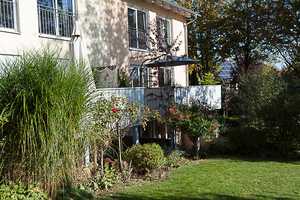 Schöne Doppelhaushälfte mit 6 Zimmer, 2 Bäder und Garten in Dinkelscherben zu vermieten – Am Baumgärtle 2, 86424 Augsburg (Kreis) – Vorschaubild 1