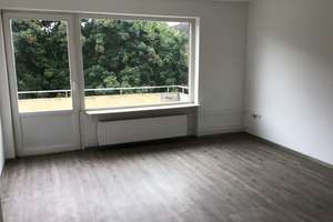 Modernisierte 2,50-Zimmer-Wohnung mit Balkon – Damaschkestr. 6, 23560 Sankt Jürgen, Lübeck – Vorschaubild 2
