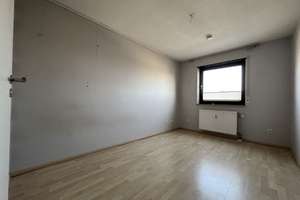 4-Zimmer Familien-Wohntraum mit Balkon, Aufzug & TG-Stellplatz! – Die vollständige Adresse der Immobilie erhältst du vom Anbieter., 68259 Wallstadt, Mannheim – Vorschaubild 10