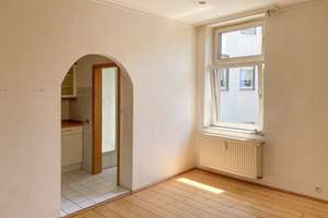 Traumhaftes Mehrfamilienhaus mit herrlichem Innenhof und Entwicklungspotenzial! – Die vollständige Adresse der Immobilie erhältst du vom Anbieter., 45327 Schonnebeck, Essen – Vorschaubild 8