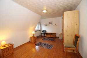 Doppelhaushälfte mit Garage, Gartenlaube und großem Grundstück! – Die vollständige Adresse der Immobilie erhältst du vom Anbieter., 24799 Meggerdorf – Vorschaubild 9
