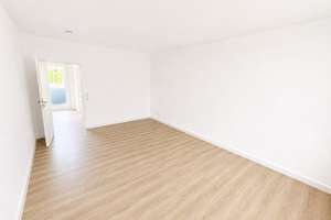 Renovierte 3-Zimmer-Wohnung (24) mit Balkon in Bonn (Auerberg) – Pariser Straße 35, 53117 Auerberg, Bonn – Vorschaubild 3
