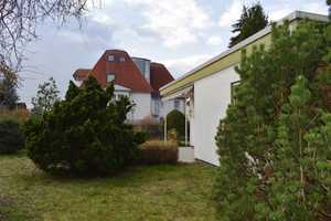 Abriss mit Neubebauung 
oder komplette Sanierung notwendig - 
Haus v. 1968, schöne Gartenanlage! – Berlin – Vorschaubild 3