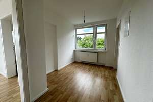 Schwachhausen umfangreich modernisierte 2,5 Zi. DG-Whg. m. Dachterrasse und Kamin, EBK und Bad neu – Die vollständige Adresse der Immobilie erhältst du vom Anbieter., 28213 Neu-Schwachhausen, Bremen – Vorschaubild 7