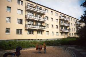 Ordentliche Wohnung mit nettem Umfeld! – Kottmeierstraße 25, 12459 Oberschöneweide, Berlin – Vorschaubild 1