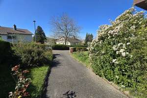 Massives Wohnhaus auf 1.015 m² Gartenparadies – Die vollständige Adresse der Immobilie erhältst du vom Anbieter., 79379 Müllheim – Vorschaubild 10