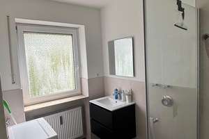 Schöne 3 Zimmer Wohnung in Augsburg, Haunstetten / Möbliert mögliche – Max-Planck-Straße 12, 86179 Haunstetten-Nord, Augsburg – Vorschaubild 11