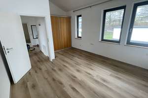 Modernes EFH 22 kWh/(m² a) mit Garten, EBK, Wallbox und Doppelgarage in Laichingen – Am Bleichberg 61, 89150 Laichingen – Vorschaubild 23