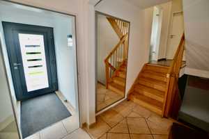 Preiswertes, gepflegtes 5-Zimmer-Einfamilienhaus mit geh. Innenausstattung – Bremen – Vorschaubild 8