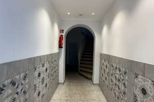 Gut geschnittene Dachgeschosswohnung mit neuer Einbauküche  – Kaiser-Karl-Ring 2, 55118 Neustadt, Mainz – Vorschaubild 8