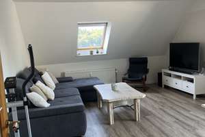 Helle 5-Zimmer-Maisonettewohnung 1.OG mit Balkon und Carpot – Die vollständige Adresse der Immobilie erhältst du vom Anbieter., 24111 Russee, Kiel – Vorschaubild 2