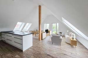 Penthouse 4,5 Zimmer mit Option für Einliegerwohnung (Vermietung / Kinder / Pflege) – Heimgartenstraße 11, 82110 Germering – Vorschaubild 3