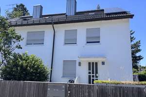 Stilvolle 2-Zimmer-Dachgeschosswohnung in ruhiger Bestlage von Waldtrudering – optional teilmöbliert – Waterbergstraße 24, 81827 Waldtrudering, München – Vorschaubild 15